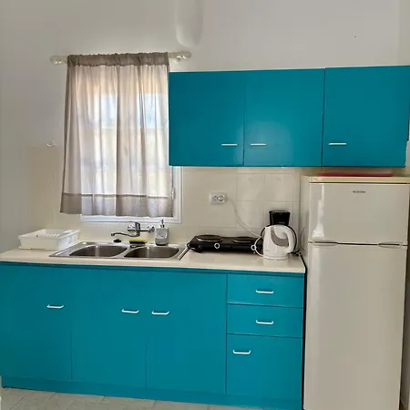 شقة Kleanthi